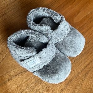 UGG Bixbee Booties Size 4/5